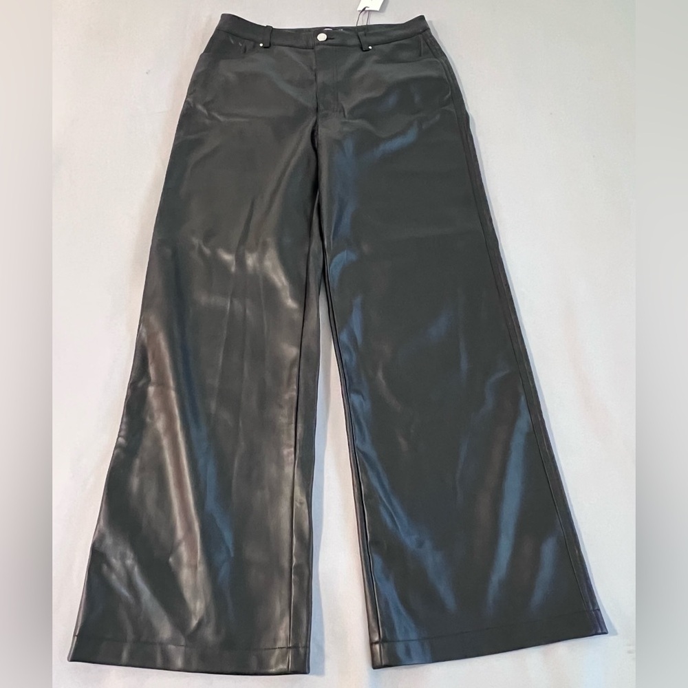Stradivarius Women's Pants Imitation Leather , Size 10 Black NWT !‎